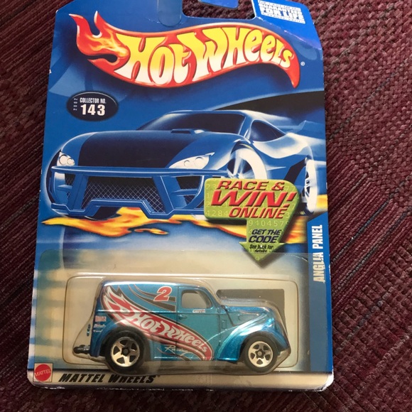 3- PACK HOTWHEELS. 2003 and 2002 COLLECTIONS - Picture 2 of 8